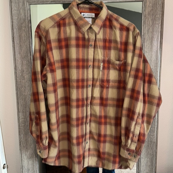 Columbia Other - Columbia Sportswear Company casual dress shirt. size men’s XL.
